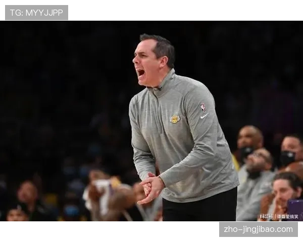 沃格尔哈姆雷迪克执教风格对比 湖人三任主帅排兵布阵哲学差异显著